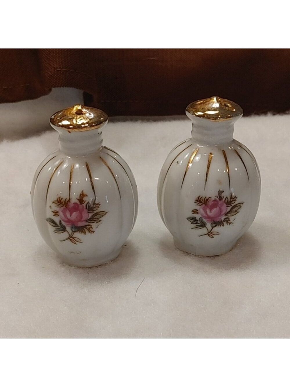 Vintage ceramic salt and pepper shakers round roses
